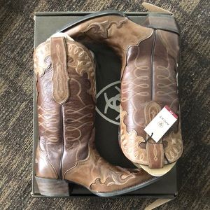 Ariat Zealous cowgirl boot NWT 8.5 brown